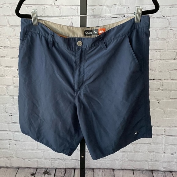 Quicksilver Navy Blue Shorts Men's Size 34 - Picture 1 of 3